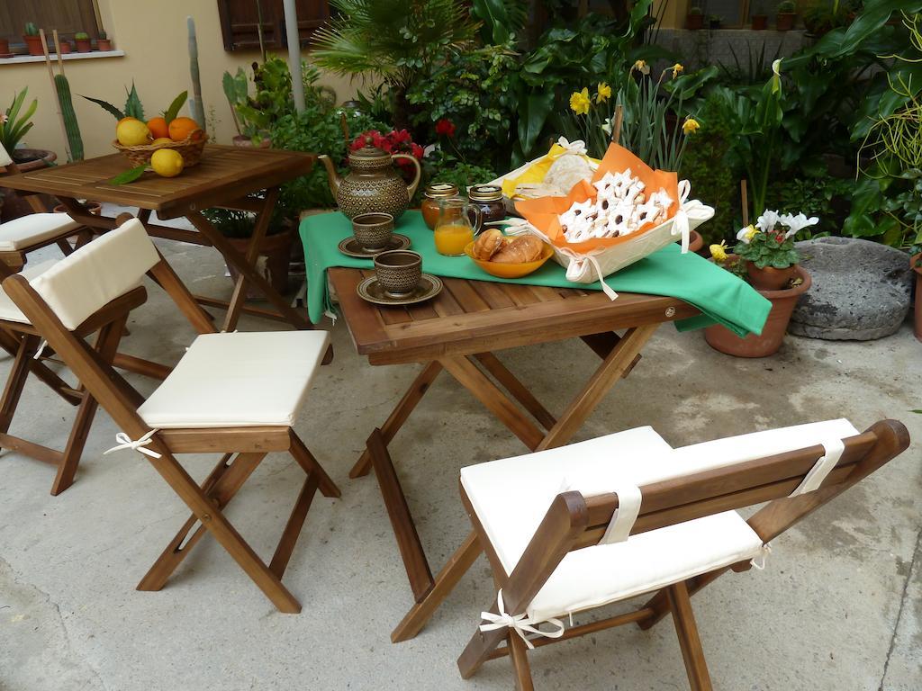 콰르투치우 Fiori E Limoni B&B 외부 사진
